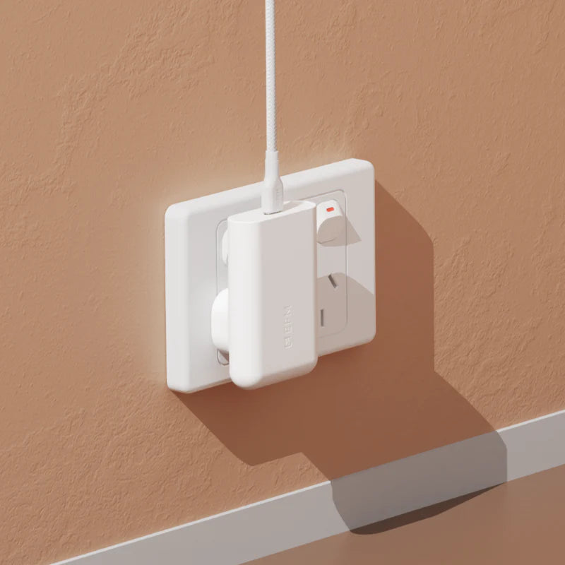EFM 45W Slimline Wall Charger With GaN Power Delivery and PPS – White